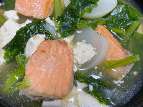 鮭と蕪と豆腐のとろみスープ